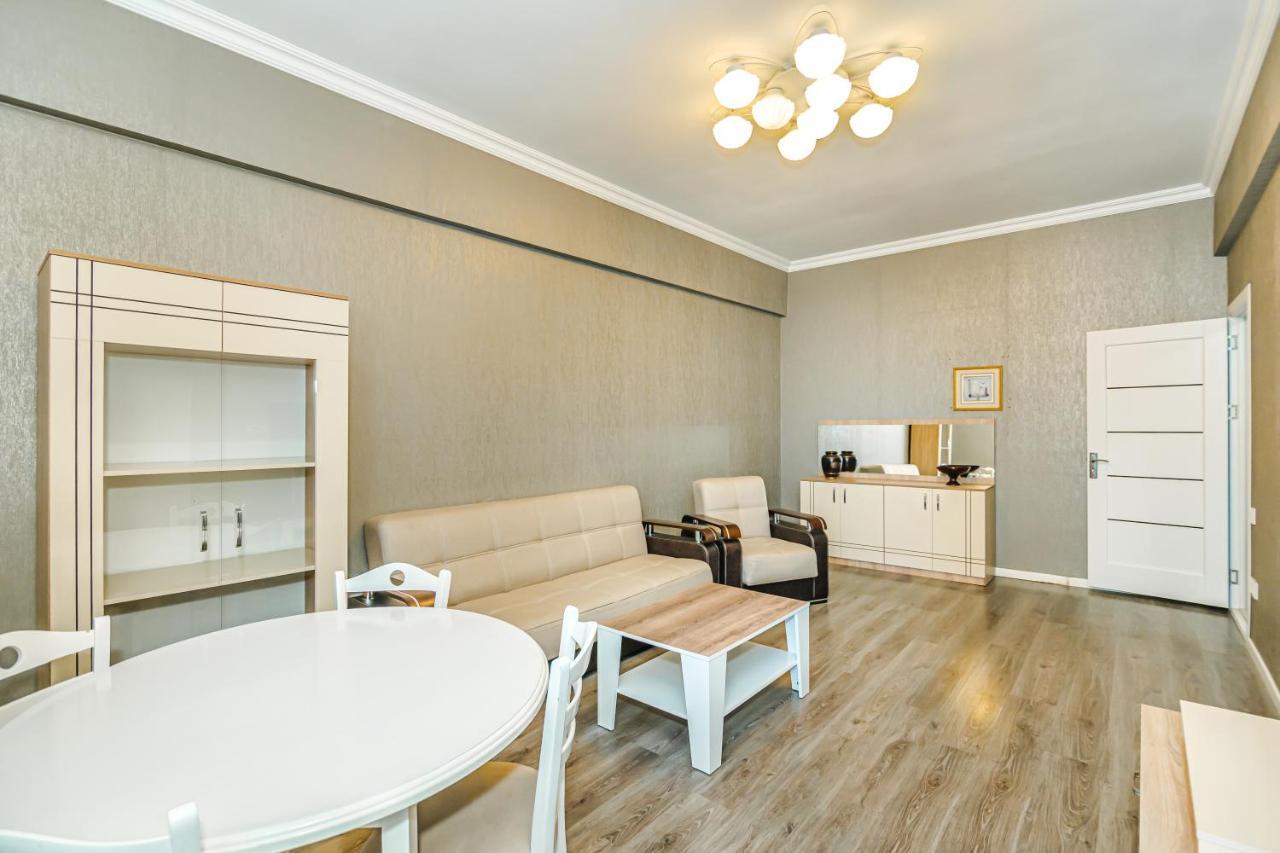 Luxury 2 Room Apartment In The Center Baku Exteriér fotografie